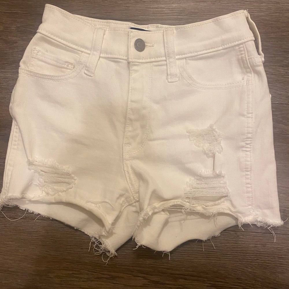 Hollister White Jean Shorts (size 00)